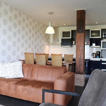 Rural Holiday Home With A Lovely Sunny Terrace Workum Extérieur photo