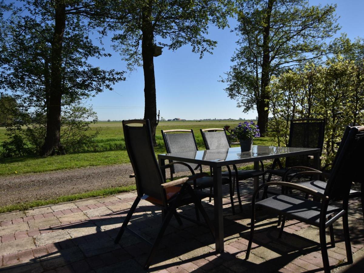 Rural Holiday Home With A Lovely Sunny Terrace Workum Extérieur photo