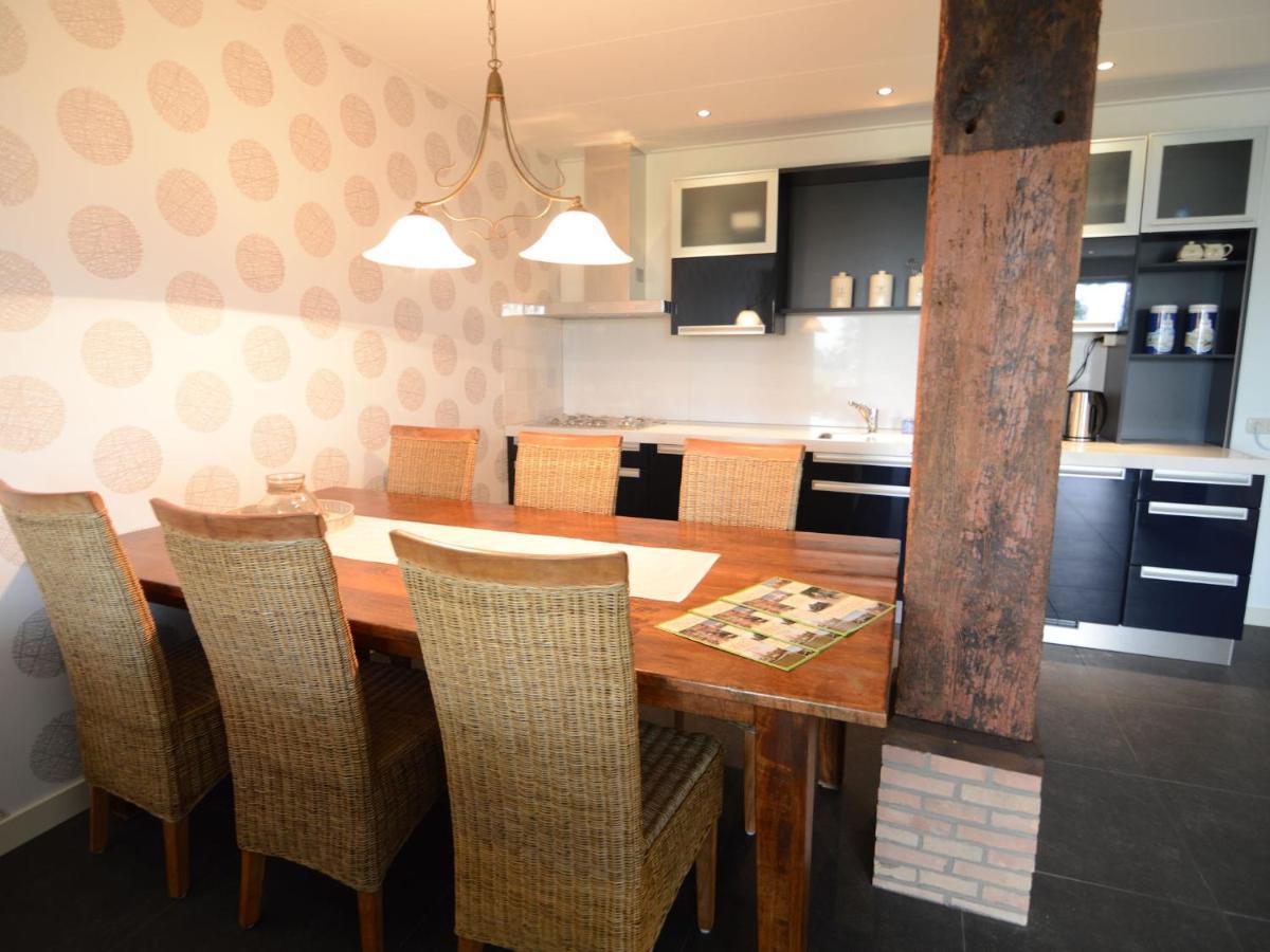 Rural Holiday Home With A Lovely Sunny Terrace Workum Extérieur photo